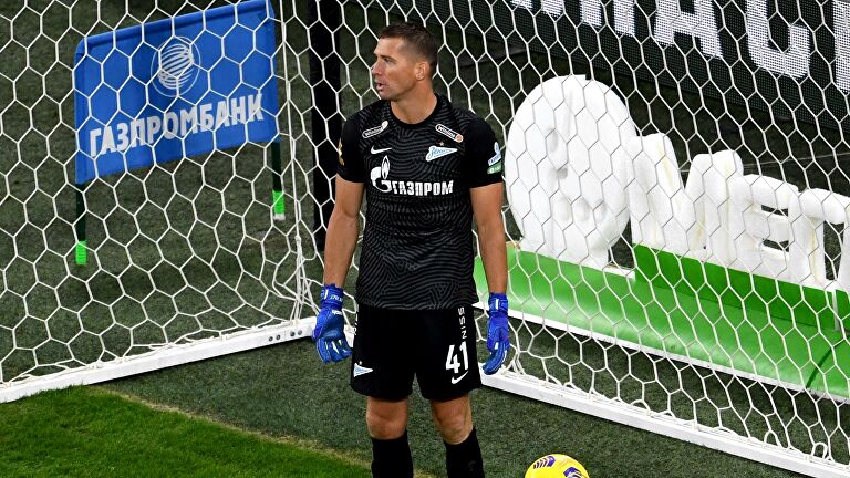 Вратарь «Зенита» Кержаков выбыл на месяц из-за травмы