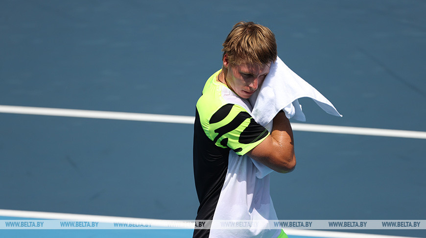 Белорусский теннисист Илья Ивашко проиграл на турнире в Испании