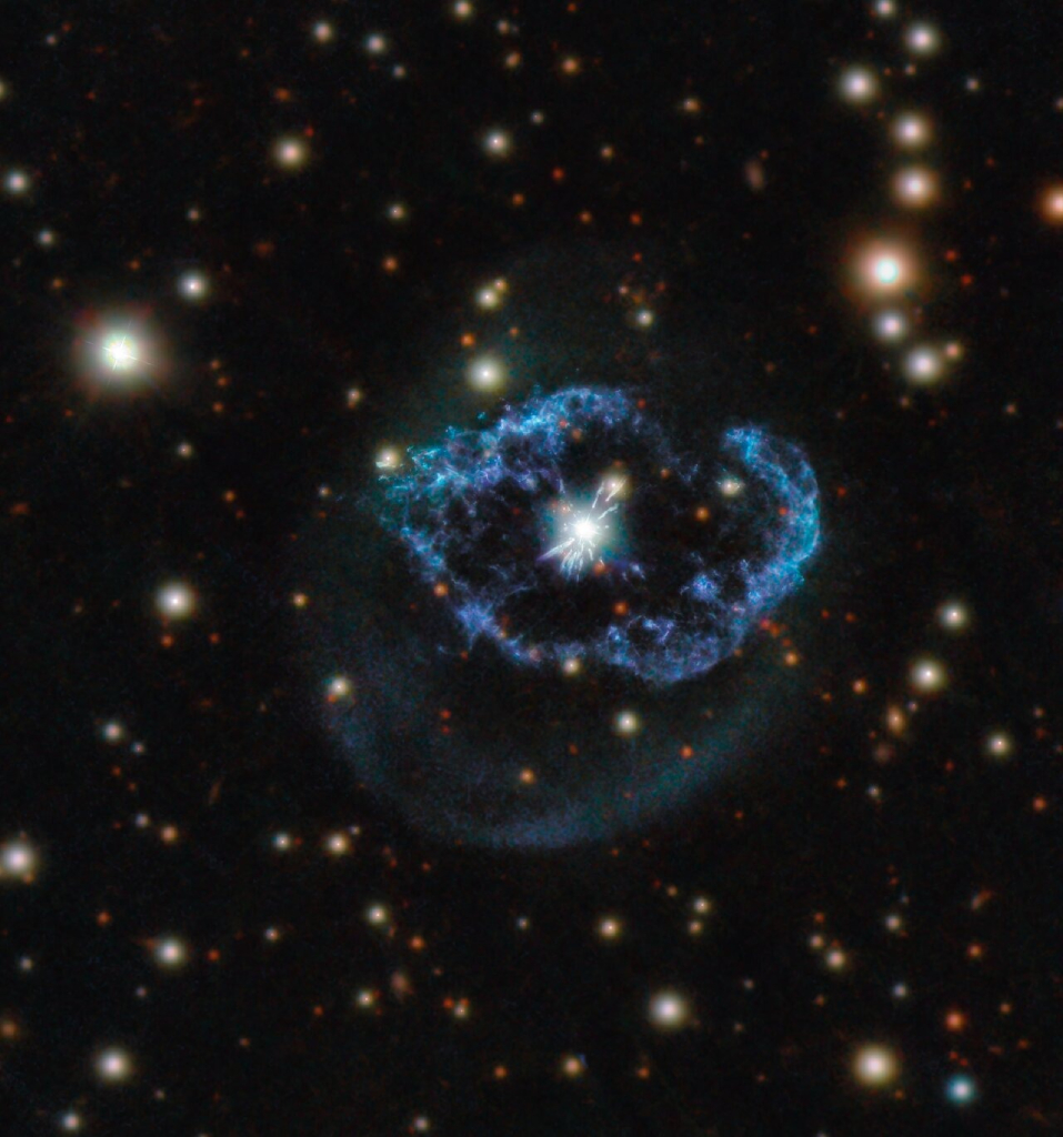 В космосе сфотографировали звезду, которая «отказалась умирать»