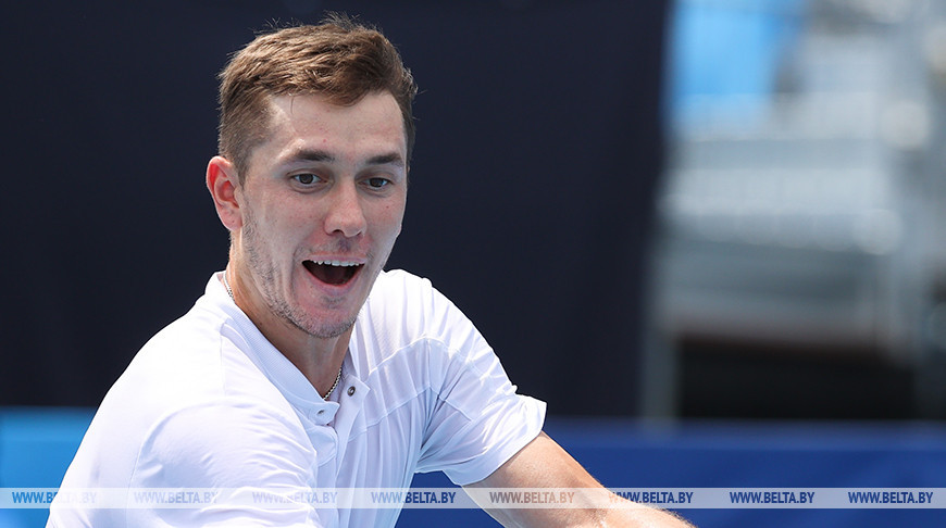 Белорусский теннисист Герасимов вышел в ⅛ финала турнира в Аделаиде