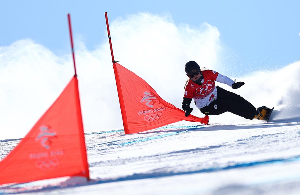 Сноубордистки Надыршина и Смоленцова не вышли в ¼ финала в гигантском слаломе на ОИ