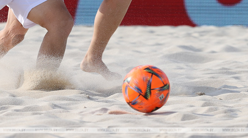 Сборная Беларуси по пляжному футболу во второй раз победила команду ОАЭ