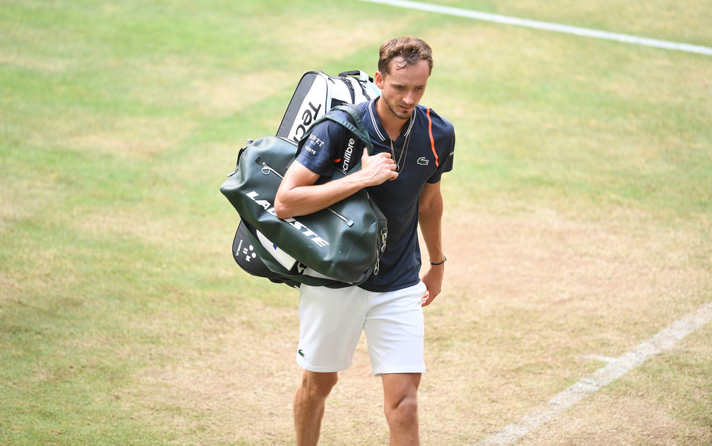 Даниил Медведев проиграл в четвертьфинале турнира в Галле