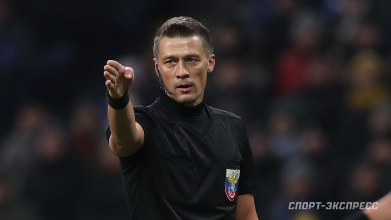 Казарцев не будет работать на матче «Ахмат» — «Спартак». Его заменит Сергей Карасев
