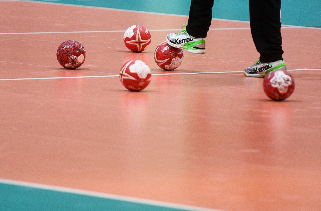 Мужской гандбольный чемпионат Беларуси продолжится по календарю, женское первенство приостановлено