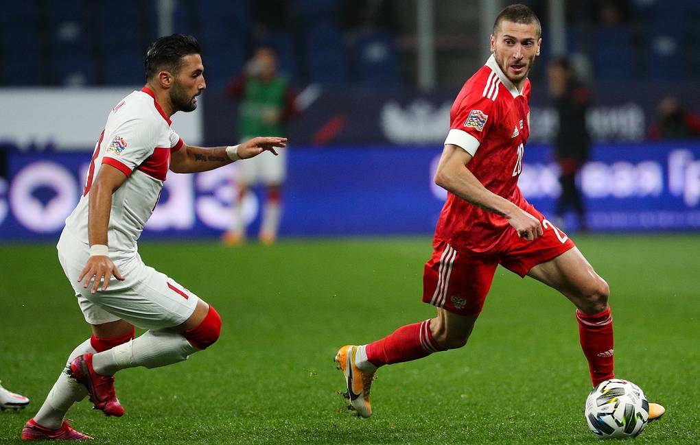 Сборная России по футболу сыграла вничью с командой Турции в третьем туре Лиги наций