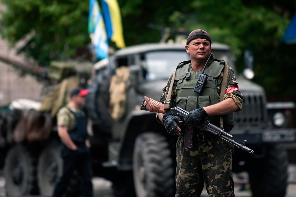 Ополченцы заявили о захвате терминала донецкого аэропорта Ополченцы заявили о захвате терминала донецкого аэропорта