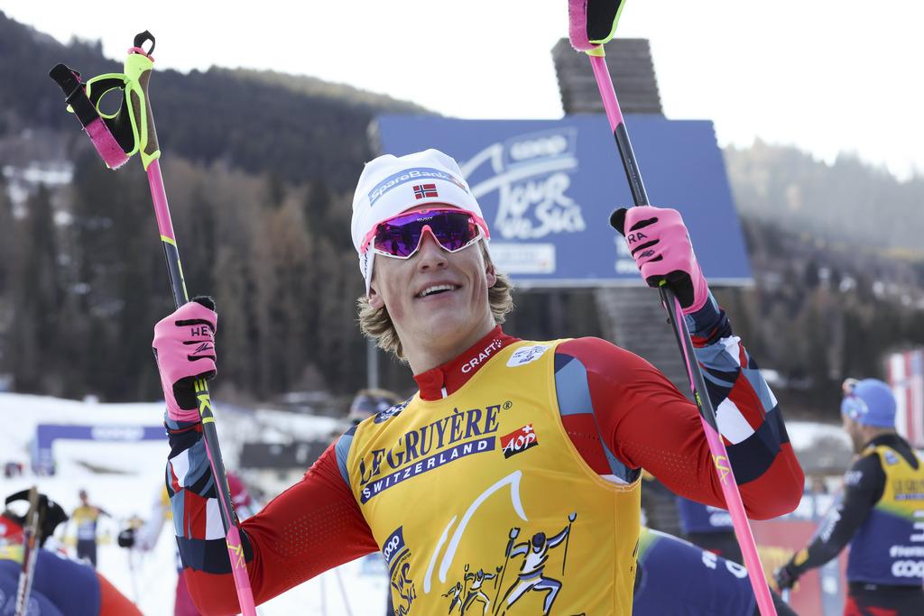 Клебо и Карлссон стали победителями лыжной многодневки «Тур де Ски»