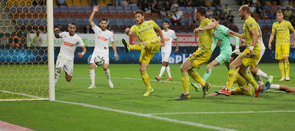 БАТЭ на «Борисов-Арене» потерпел крупное поражение от «Динамо» из Батуми и вылетел из Лиги конференций