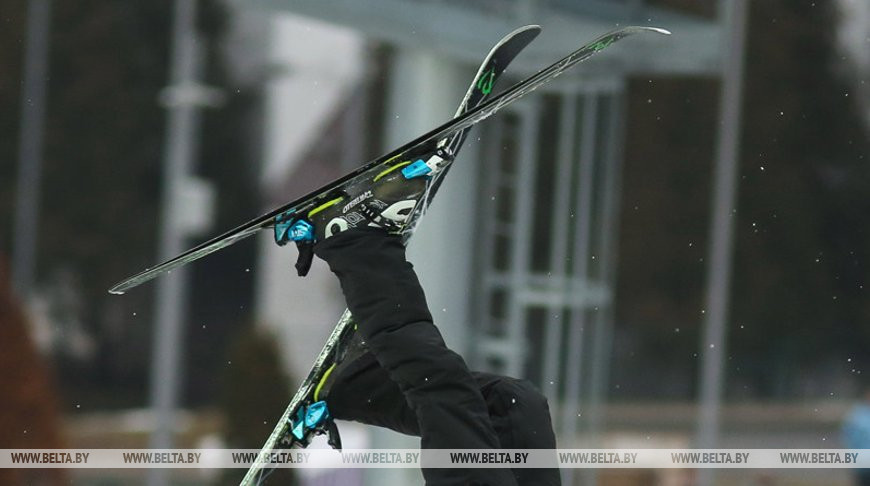 Белорусы заняли 4-е место в командных состязаниях на КМ по лыжной акробатике в Финляндии