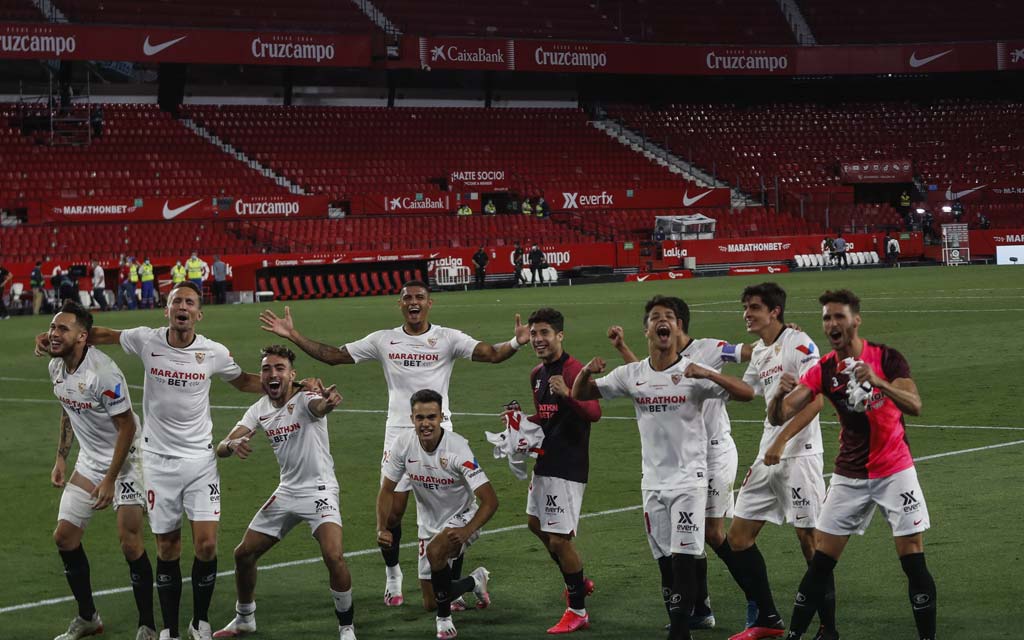 «Севилья» завоевала путевку в групповой этап футбольной Лиги чемпионов