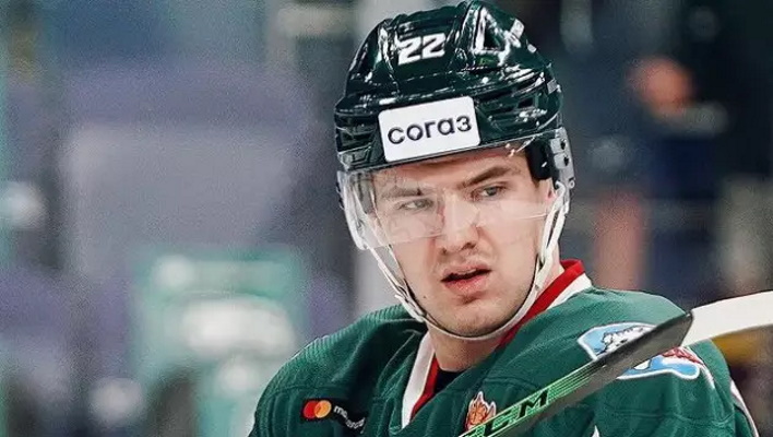Казахстанский хоккеист забил первый гол «Ак Барса» в КХЛ. Он получился на загляденье