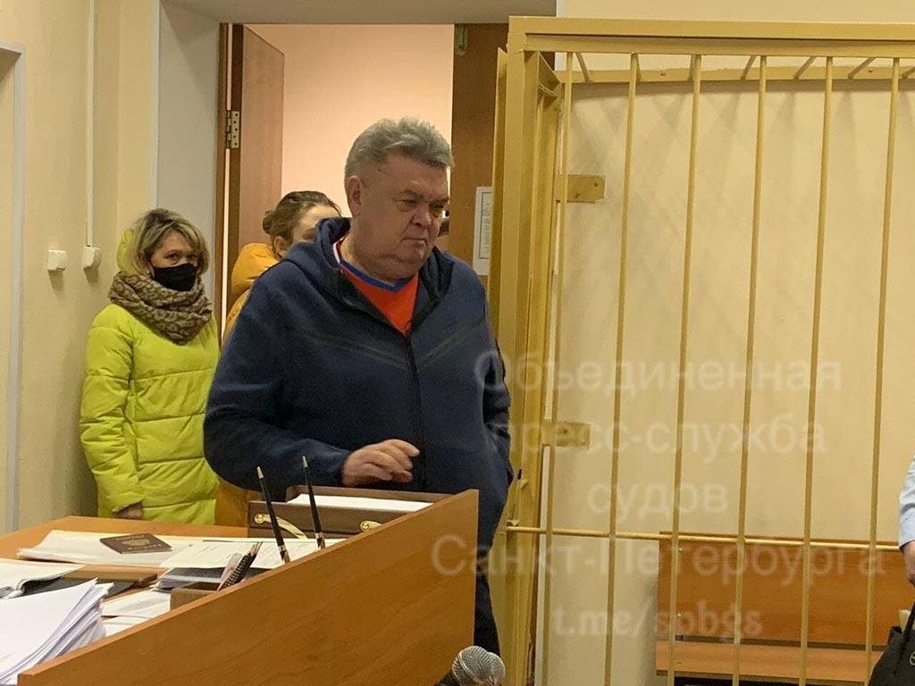 Тренер Ильин не явился на слушание о скандале в аэропорту Пулково, заседание перенесено на 1 декабря