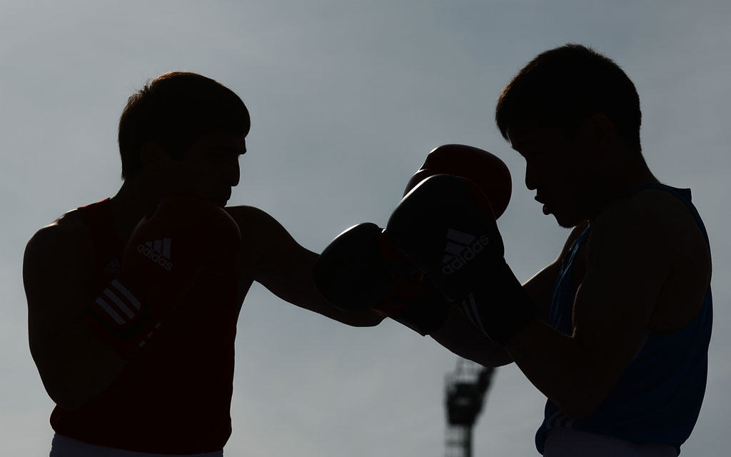 Казахстанские боксеры обеспечили себе первую медаль на турнире в Китае