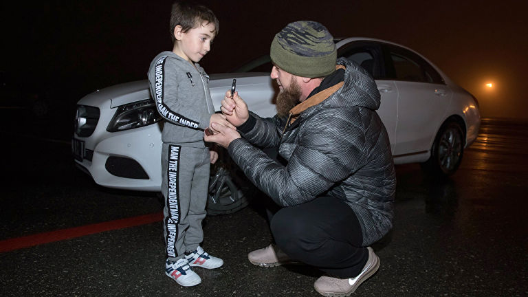 Шестилетний мальчик из Чечни побил рекорд, отжавшись 4,6 тыс раз