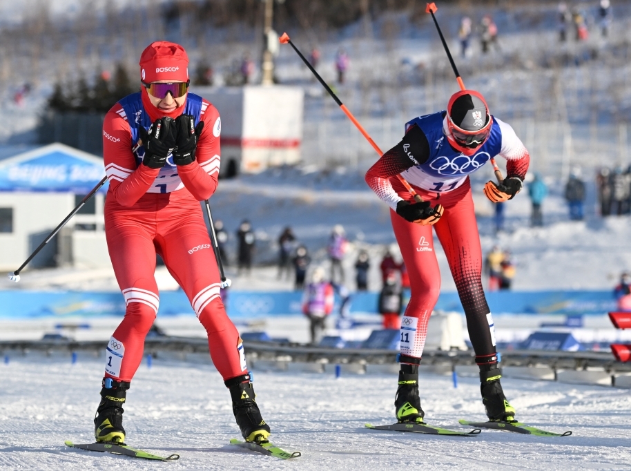 Лыжница Непряева завоевала серебро и принесла сборной России первую медаль на Олимпиаде