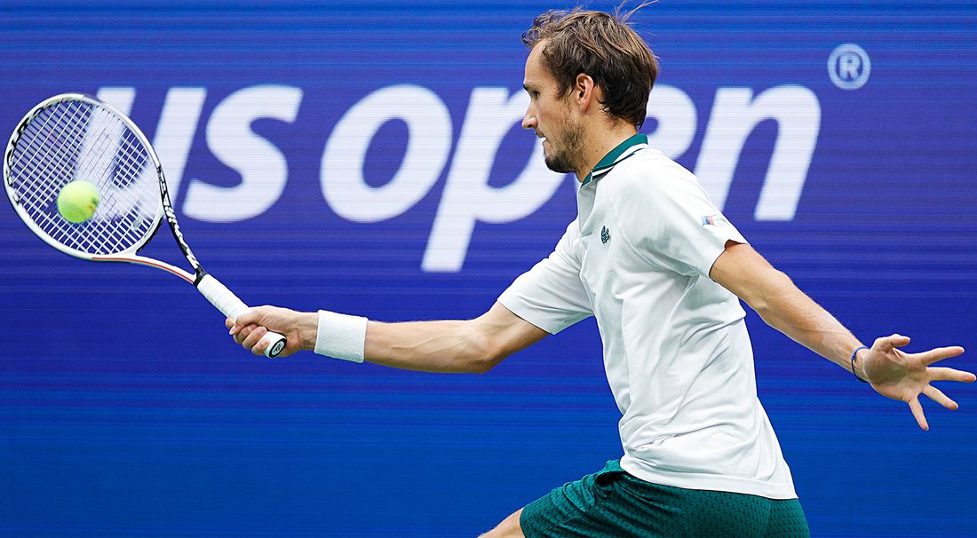 Медведев стал четвертьфиналистом US Open