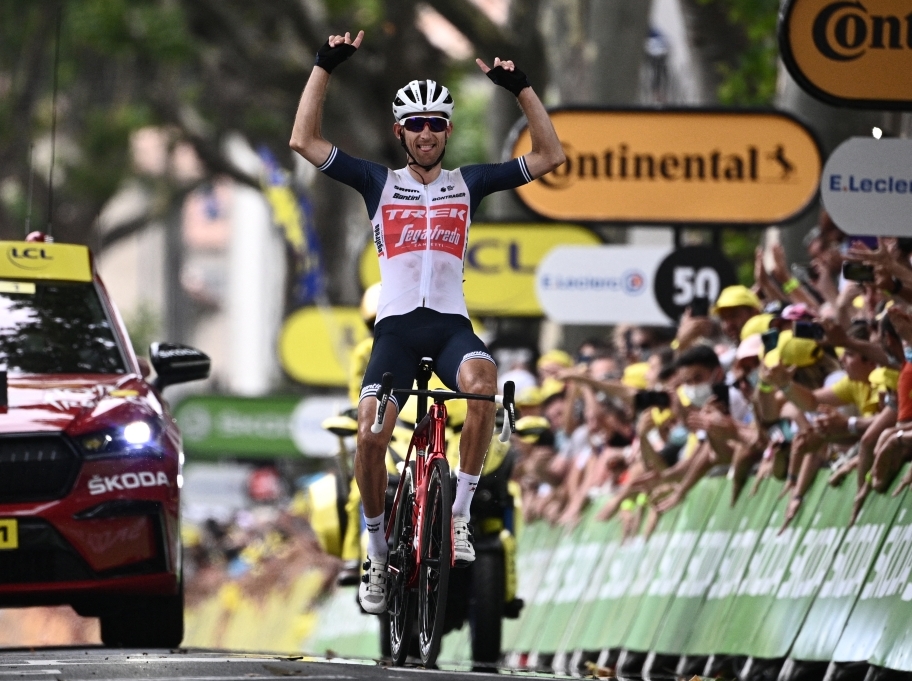 Нидерландский велогонщик Моллема выиграл 14-й этап «Тур де Франс»