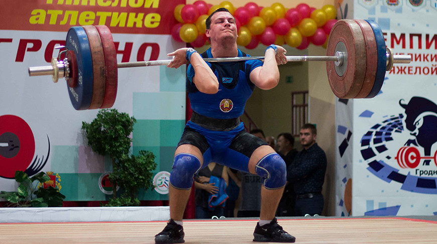 Белорус Илья Жерновский занял 8-е место на ЧЕ по тяжелой атлетике в Москве