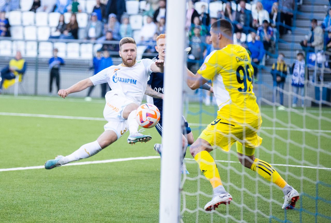 «Зенит» забил в компенсированное время в третьем матче подряд