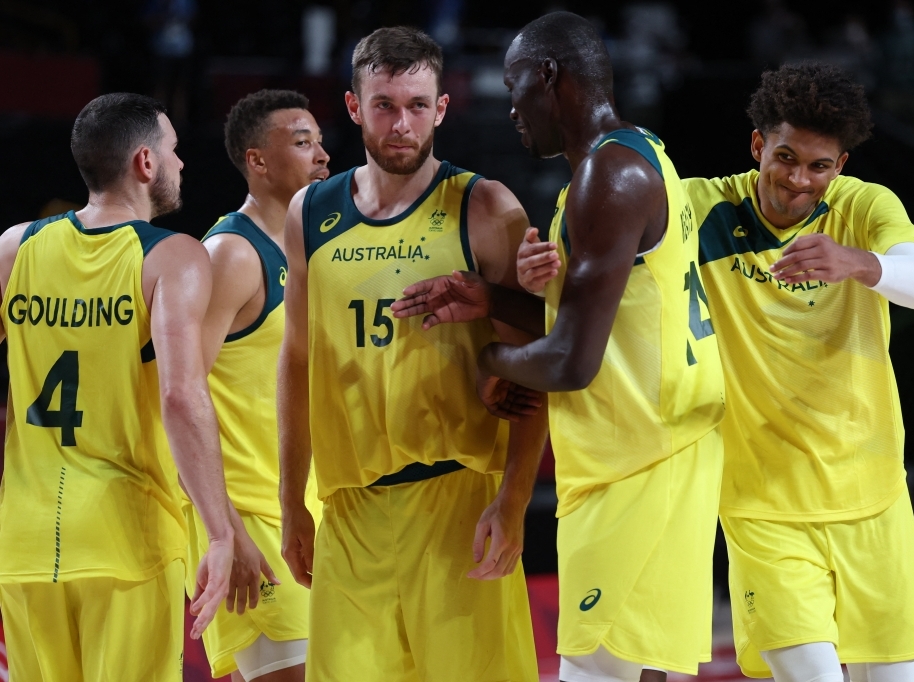 Австралийские баскетболисты вышли в полуфинал Олимпийских игр