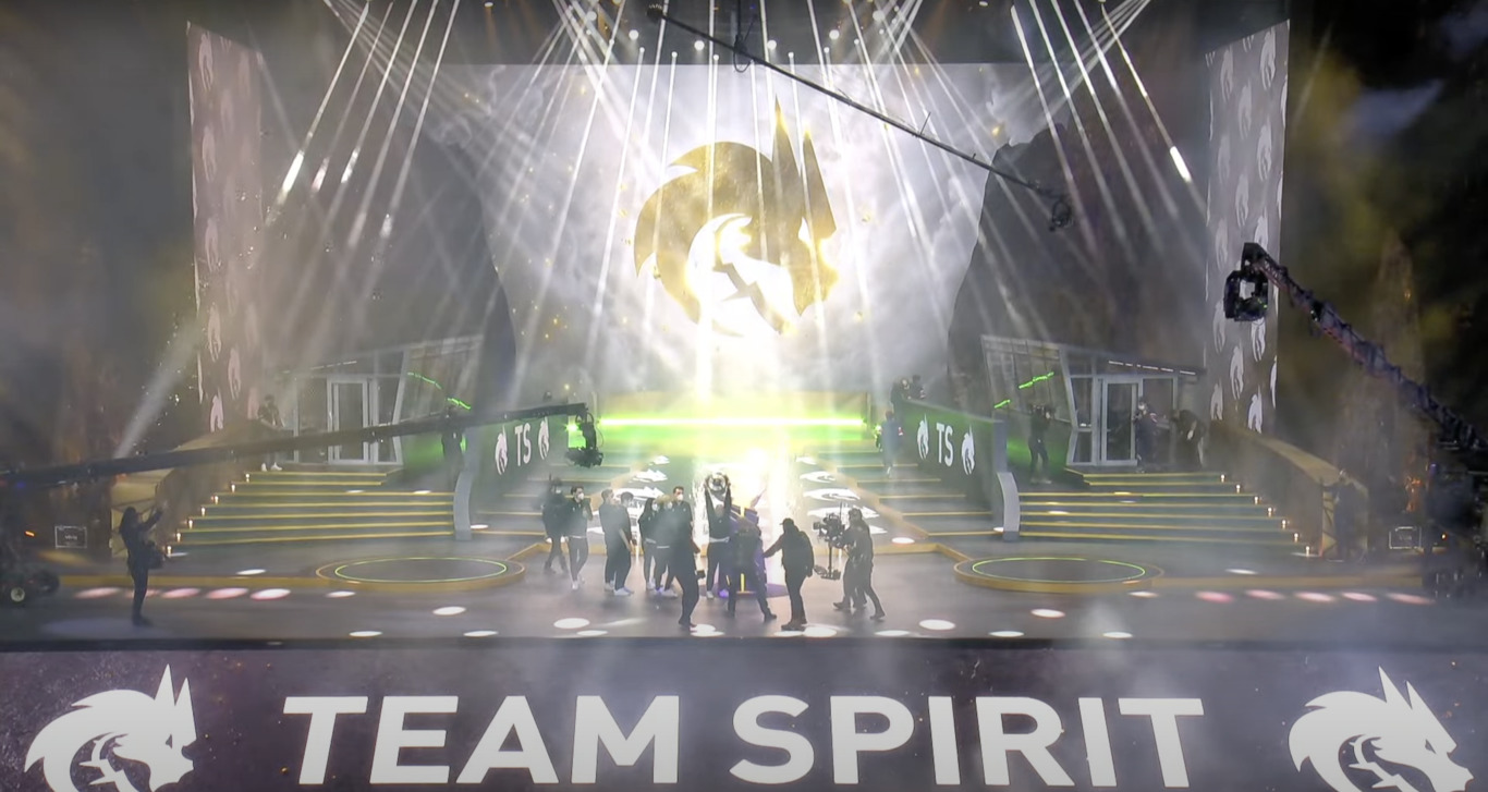 Российская команда Team Spirit выиграла ЧМ по Dota 2 и заработала $18,2 млн