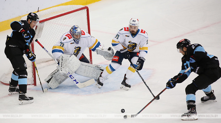 Хоккеисты минского «Динамо» в овертайме обыграли «Сочи» в домашнем матче КХЛ