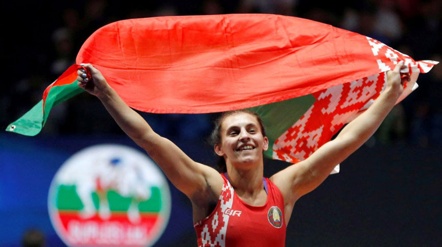 Белоруска Ванесса Колодинская завоевала золото на ЧЕ по женской борьбе в Риме