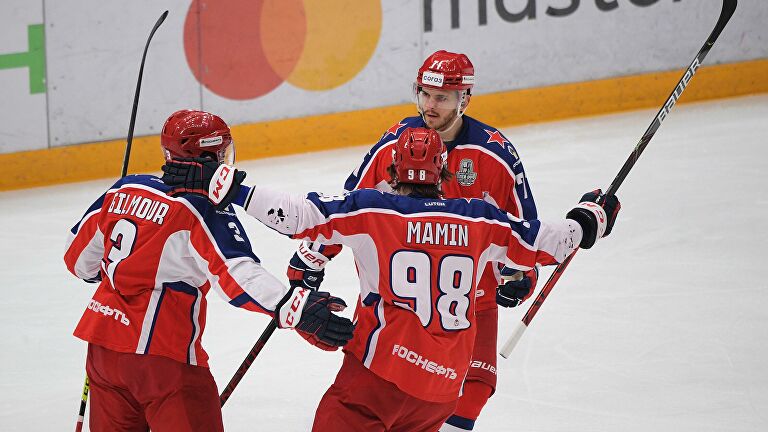 ЦСКА вышел вперед в серии плей-офф КХЛ с «Локомотивом»
