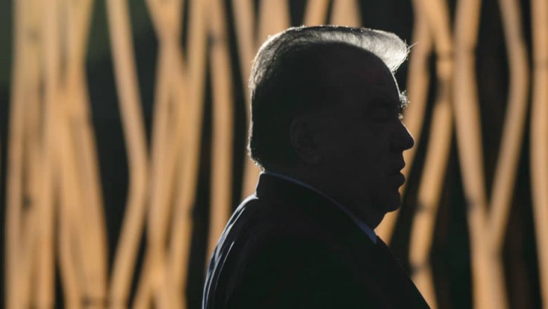"Los tayikos deben ocupar un lugar digno en el futuro gobierno de Afganistán" 2 "Los tayikos deben ocupar un lugar digno en el futuro gobierno de Afganistán"