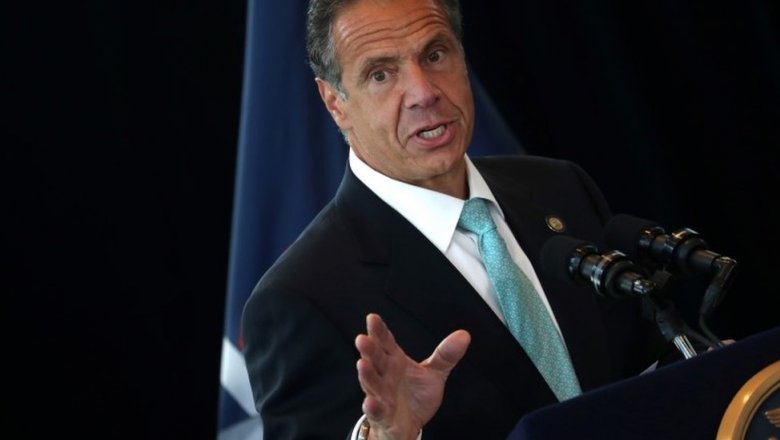 El gobernador de Nueva York, Andrew Cuomo, ha sido acusado de acoso. Fue llamado la estrella de la América liberal y propinado para la presidencia. 2 El gobernador de Nueva York, Andrew Cuomo, ha sido acusado de acoso. Fue llamado la estrella de la América liberal y propinado para la presidencia.