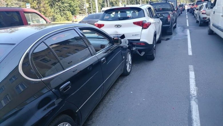 Фото девушка за рулем лексуса