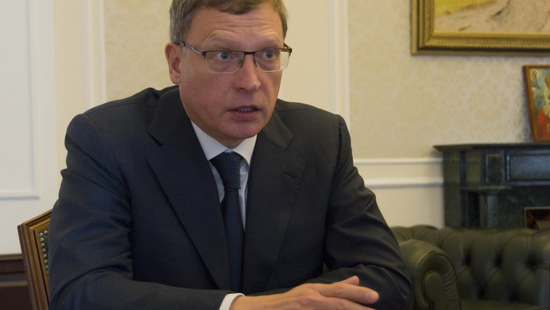 Александру Буркову поведали, как бегство омских предпринимателей влияет на налоги Александру Буркову поведали, как бегство омских предпринимателей влияет на налоги