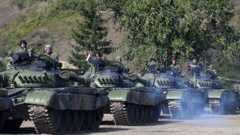 Serbia tira tanques a la frontera de Kosovo. ¿Qué esta pasando? 2 Serbia tira tanques a la frontera de Kosovo. ¿Qué esta pasando?